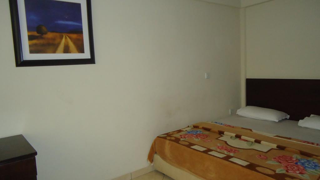 Wadoma Royale Hotel Кумаси Номер фото