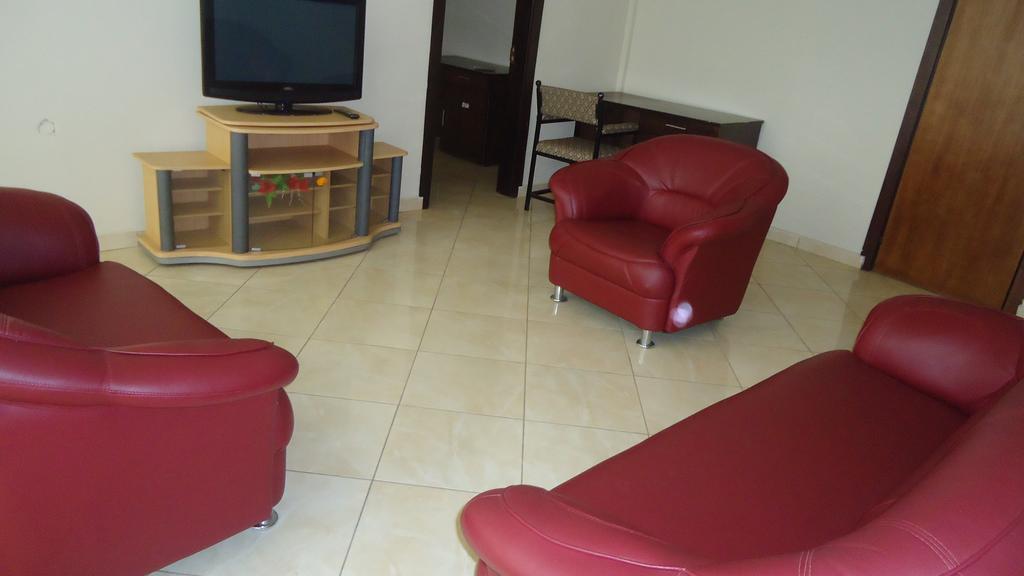 Wadoma Royale Hotel Кумаси Номер фото