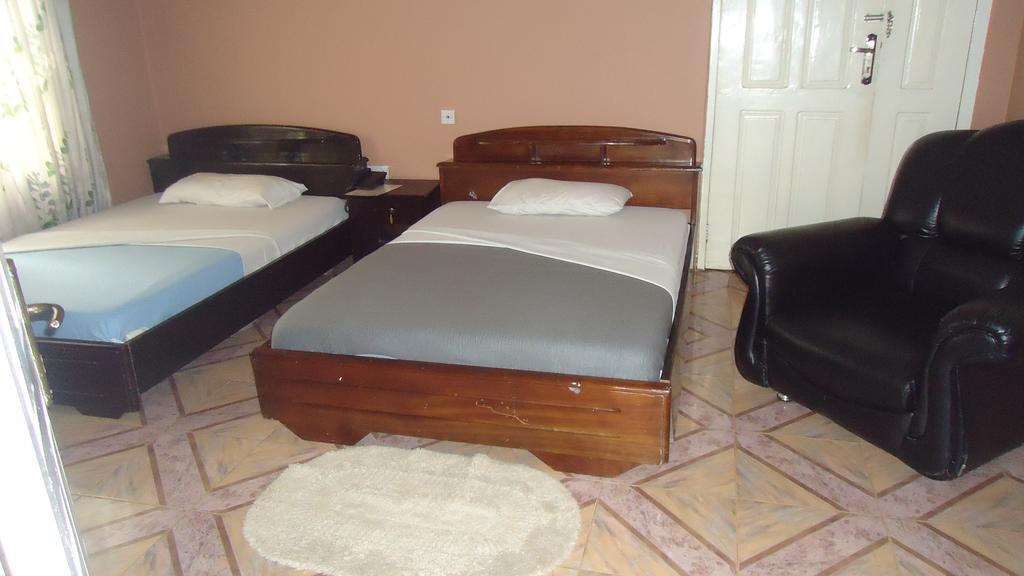 Wadoma Royale Hotel Кумаси Номер фото