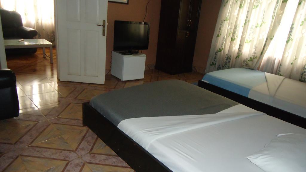 Wadoma Royale Hotel Кумаси Номер фото