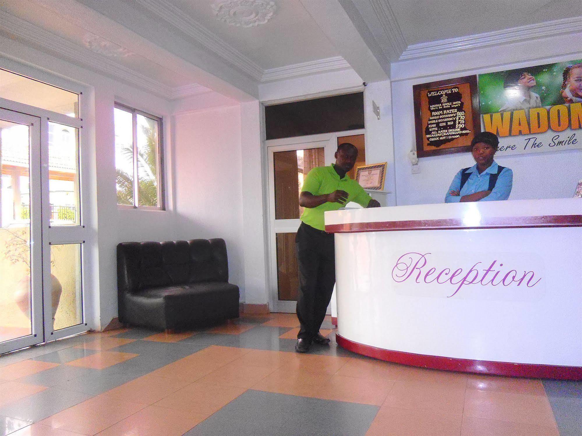 Wadoma Royale Hotel Кумаси Экстерьер фото