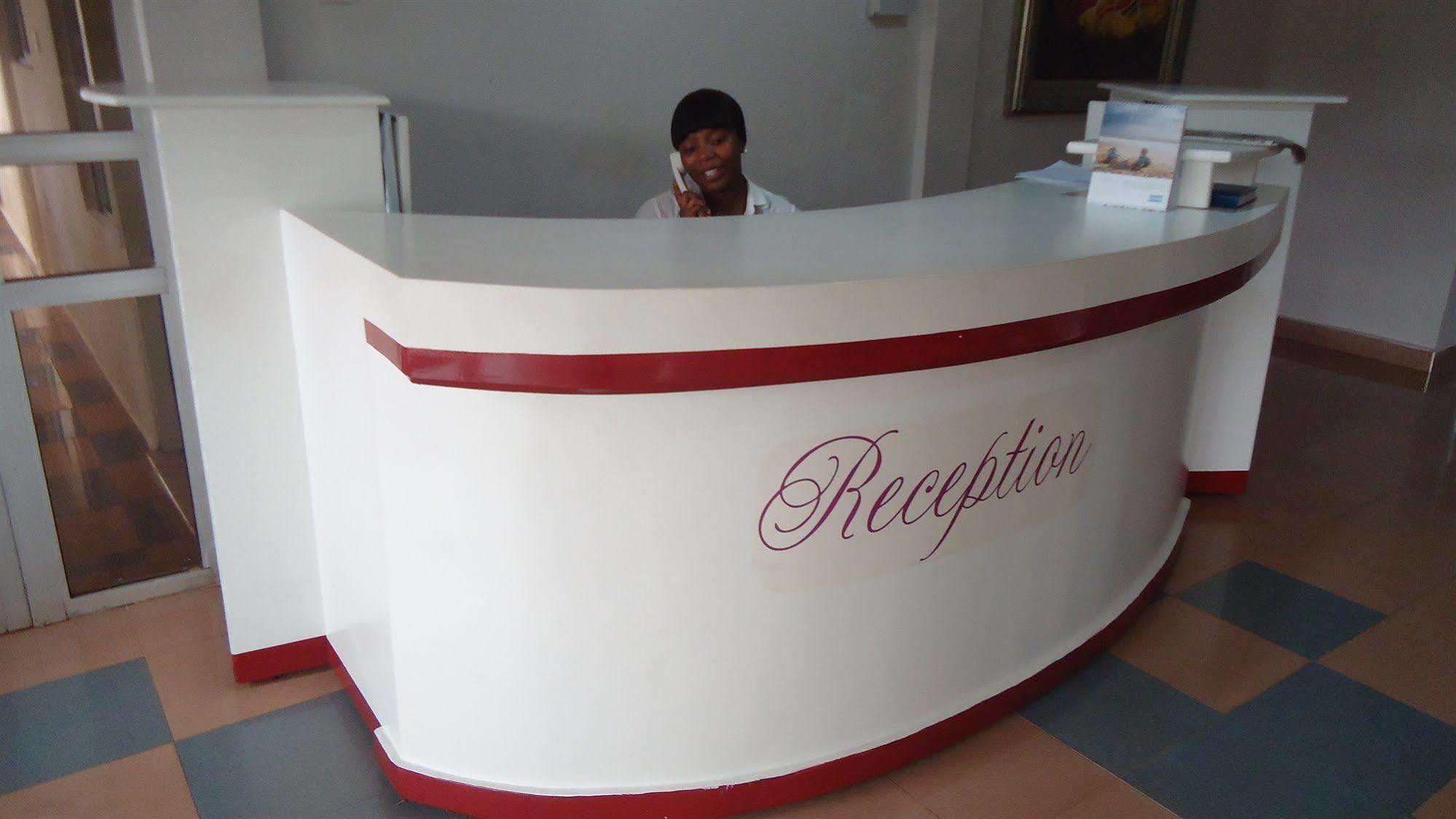 Wadoma Royale Hotel Кумаси Экстерьер фото